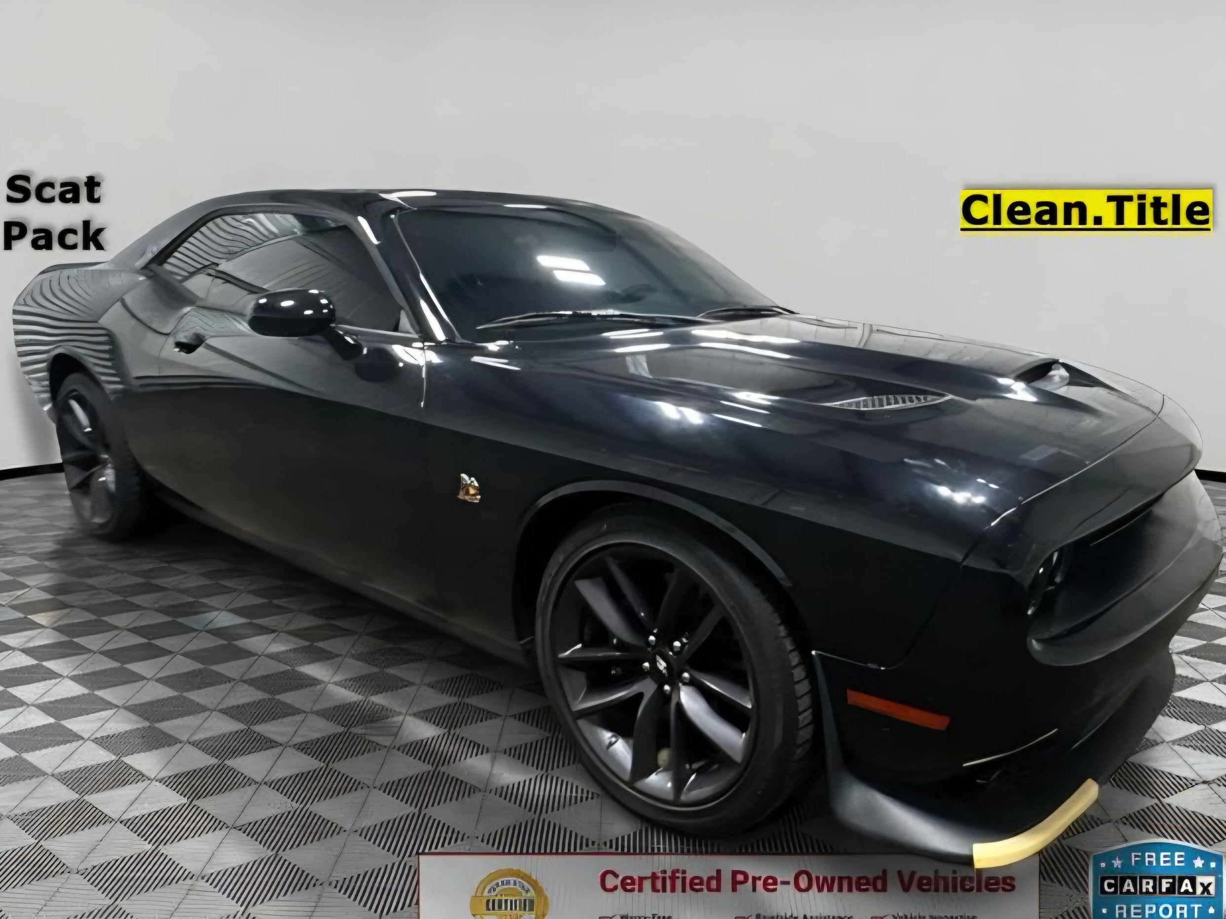 2019 Challenger Scatpack, 33k miles