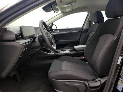 2025 Kia K5 LXS, 37k miles
