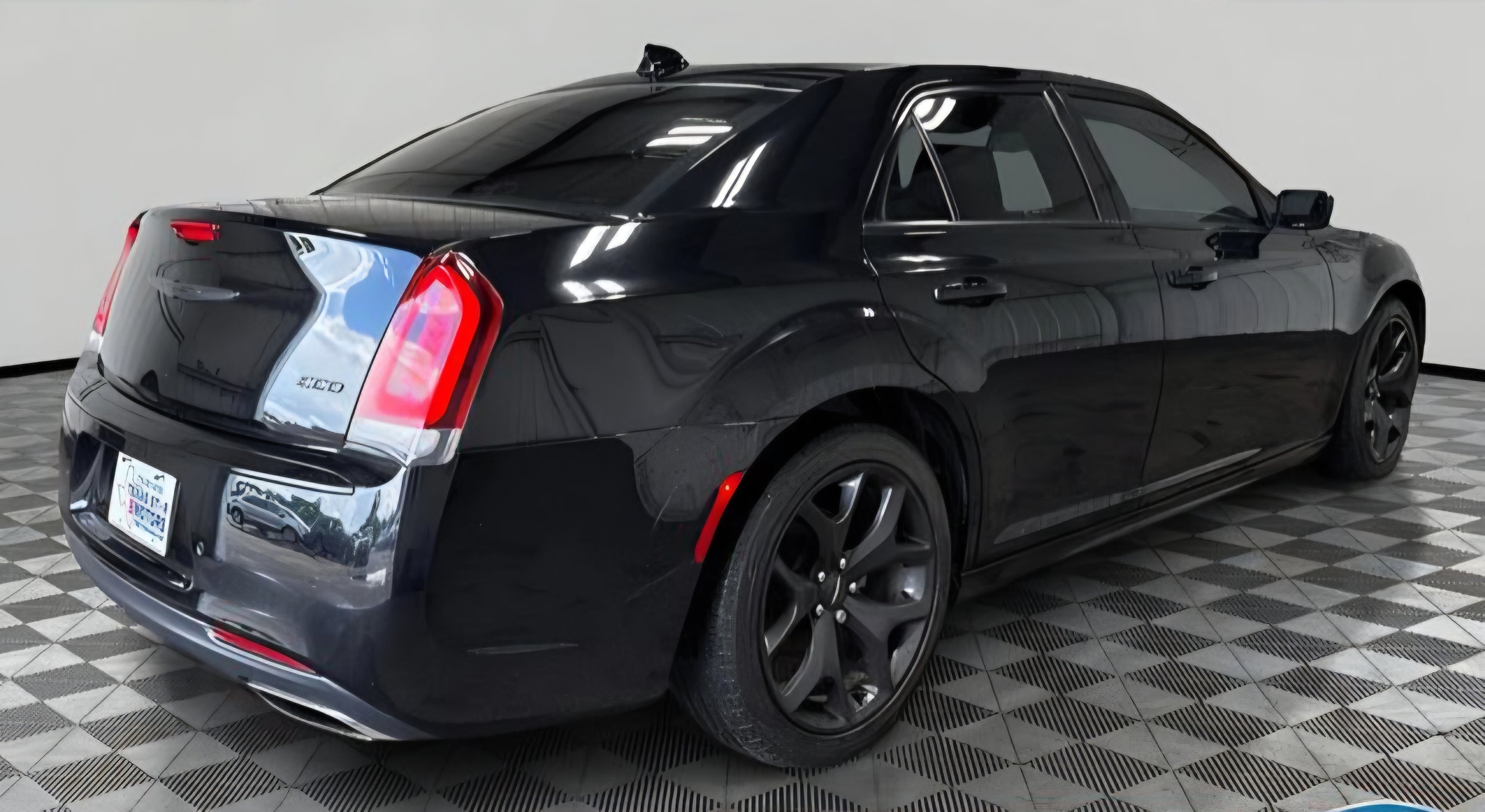2021 Chrysler 300S V6, 68k miles