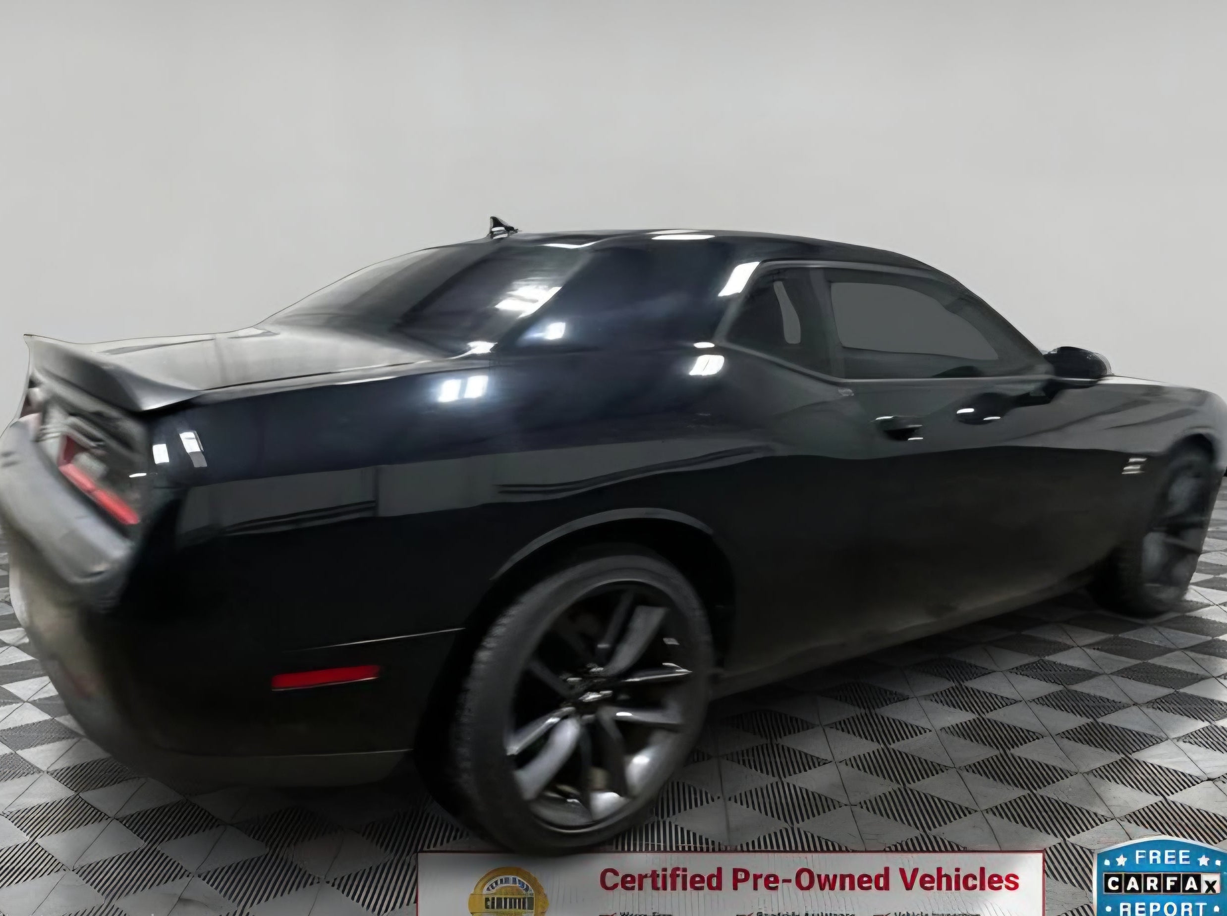 2019 Challenger Scatpack, 33k miles