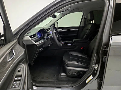 2023 Jeep Grand Cherokee Limited, 53k miles