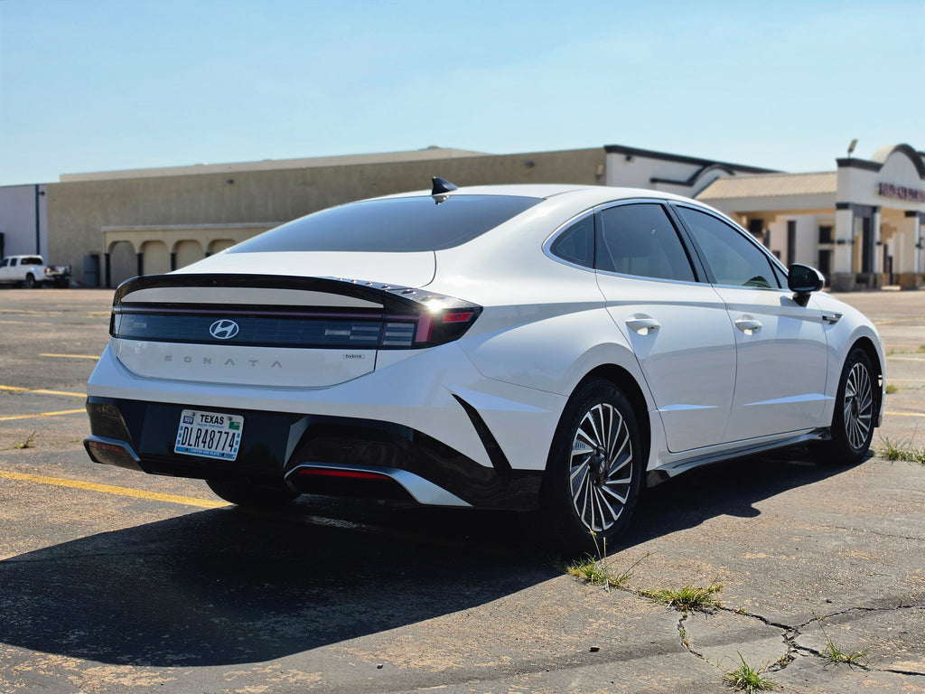 2024 Hyundai Sonata Hybrid, 32k miles